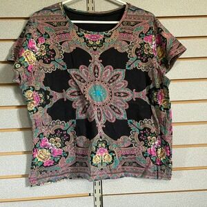 Womens Black Floral‎ Paisley Print Short Sleeve Crew Neck T-Shirt